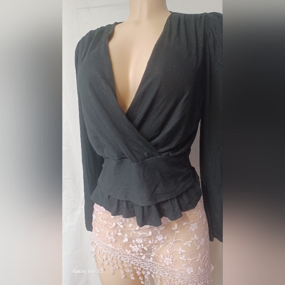 BANANA REPUBIC SIZE M Elegant Black Wrap Top - Picture 3 of 11